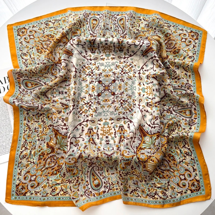 2025 Silk Shawl Square Scarf F - Bandana Cotton 评论和价格